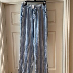 Xirena Women’s Blue Striped Lounge Pants Sz M.  NWT